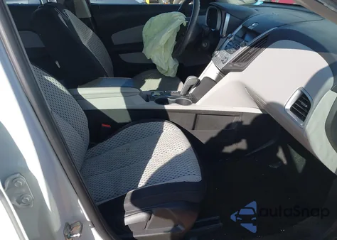 2013 Chevrolet Equinox Ls z USA, uszkodzony, nr VIN 2GNALBEK1D6399961